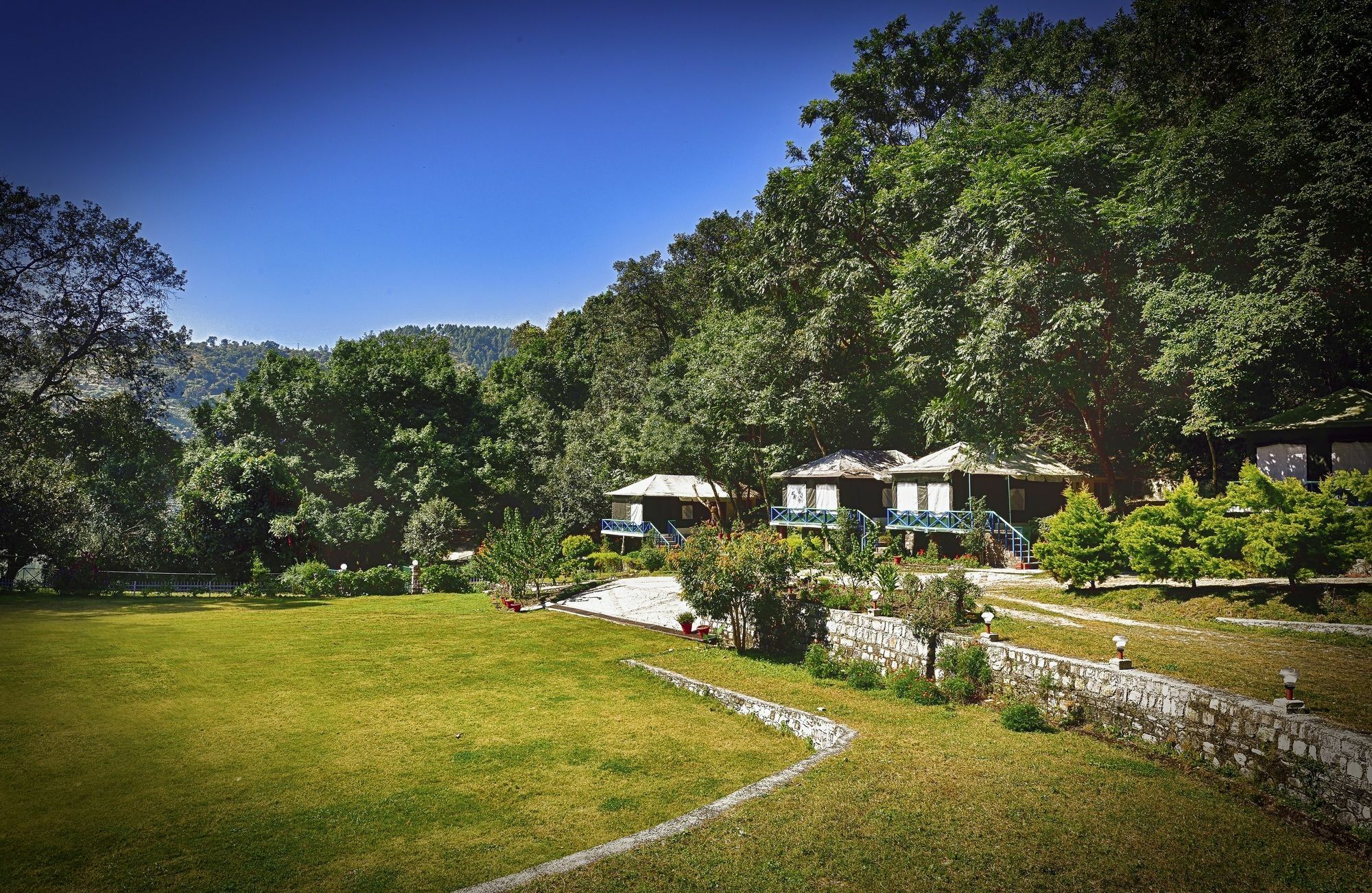 Latitude 29 By The Lake Resort Naukuchiatal Exterior foto